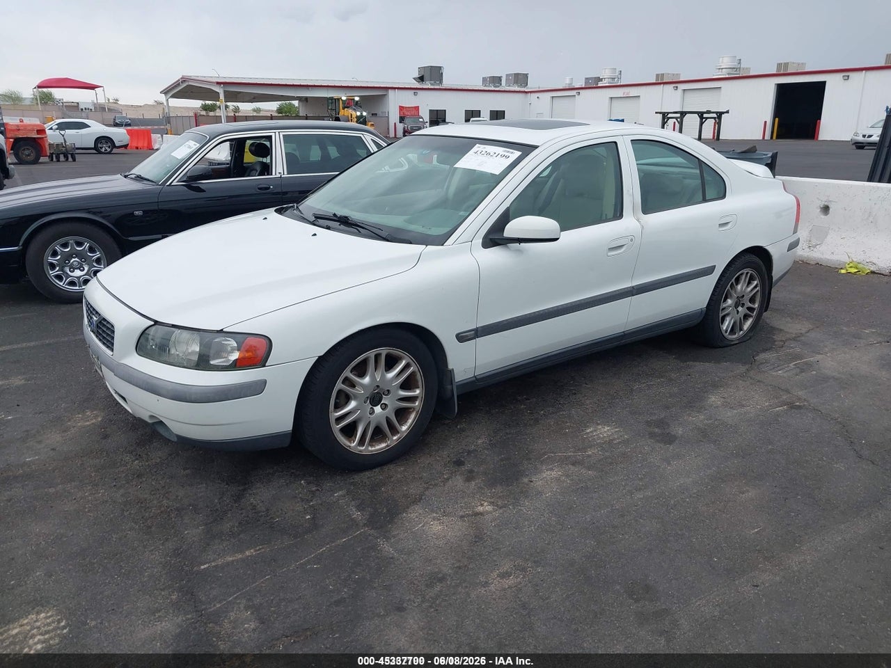 2004 VOLVO S60 2.5T · 2/11
