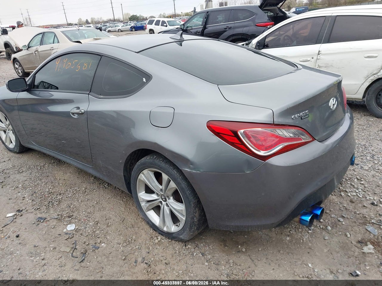 2011 HYUNDAI GENESIS 2.0T · 3/8