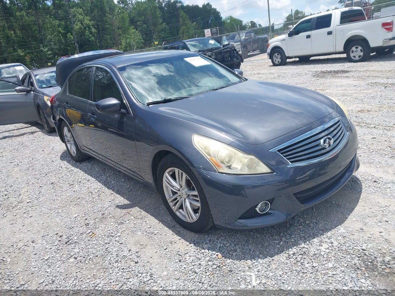 JN1CV6AP0CM****** · 2012 INFINITI G37 JOURNEY