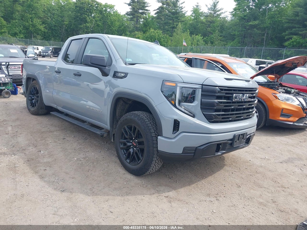1GTRUAED5SZ****** · 2025 GMC SIERRA 1500 4WD  STANDARD BOX PRO
