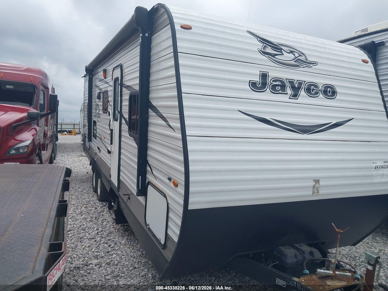 1ujbj0bp0h1****** · 2017 JAYCO JAY FLIGHT