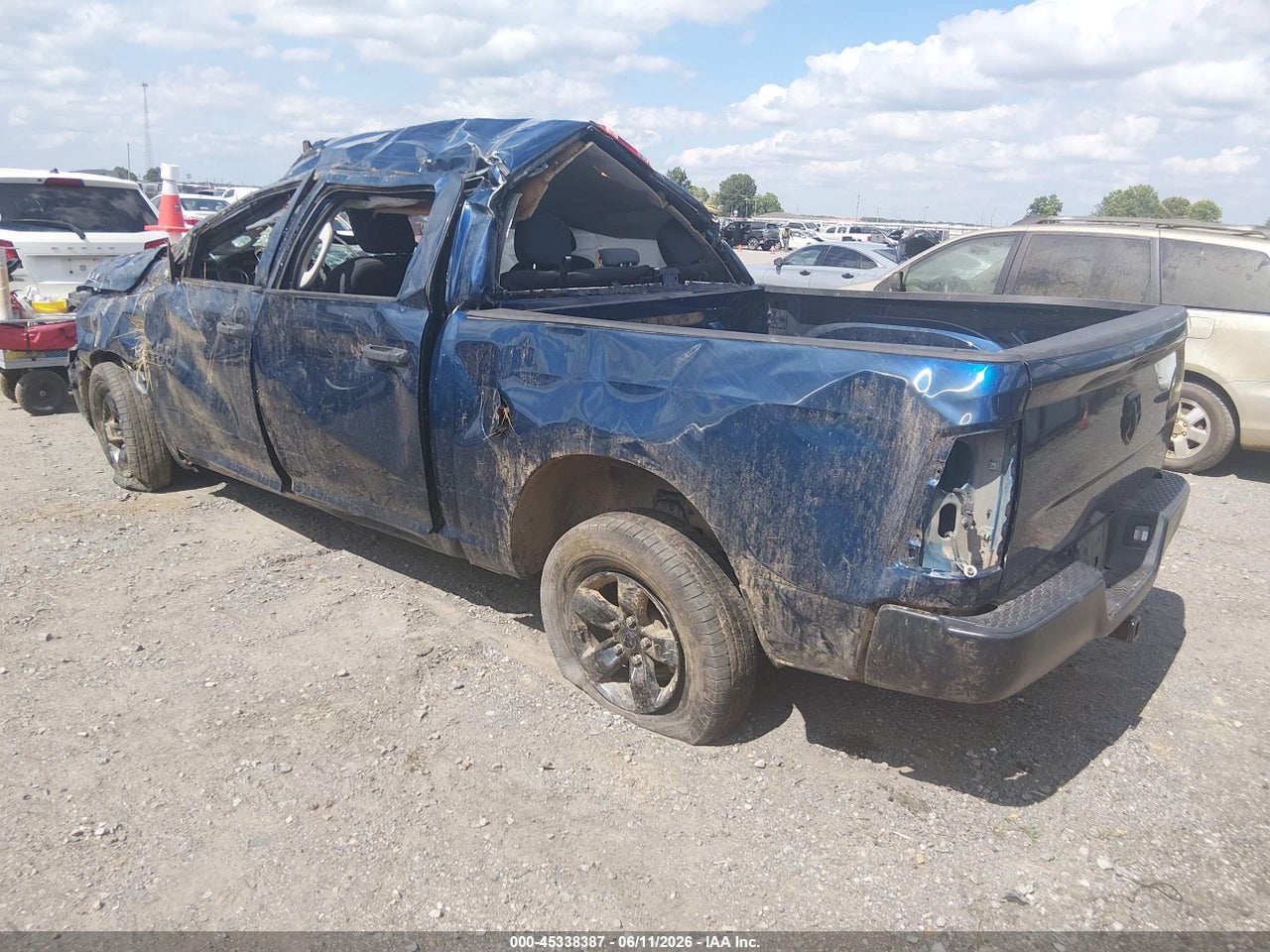 2023 RAM 1500 CLASSIC TRADESMAN  4X4 5'7 BOX · 3/11