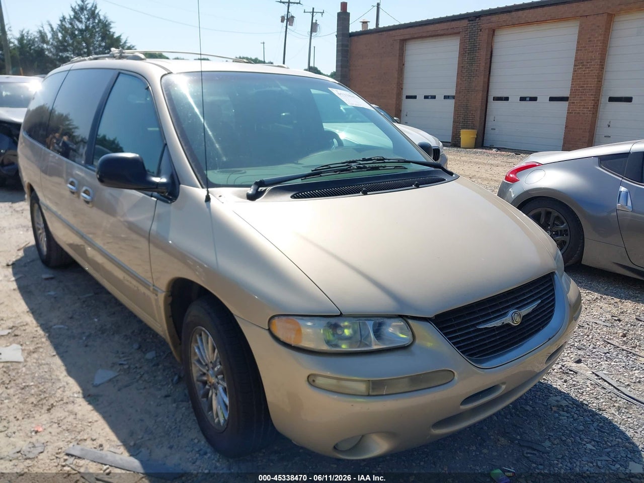 1C4GP64L7XB****** · 1999 CHRYSLER TOWN &amp; COUNTRY LIMITED