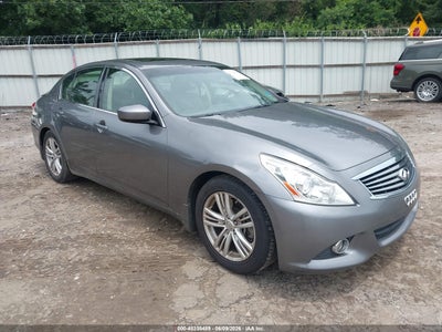 2013 INFINITI G37 JOURNEY