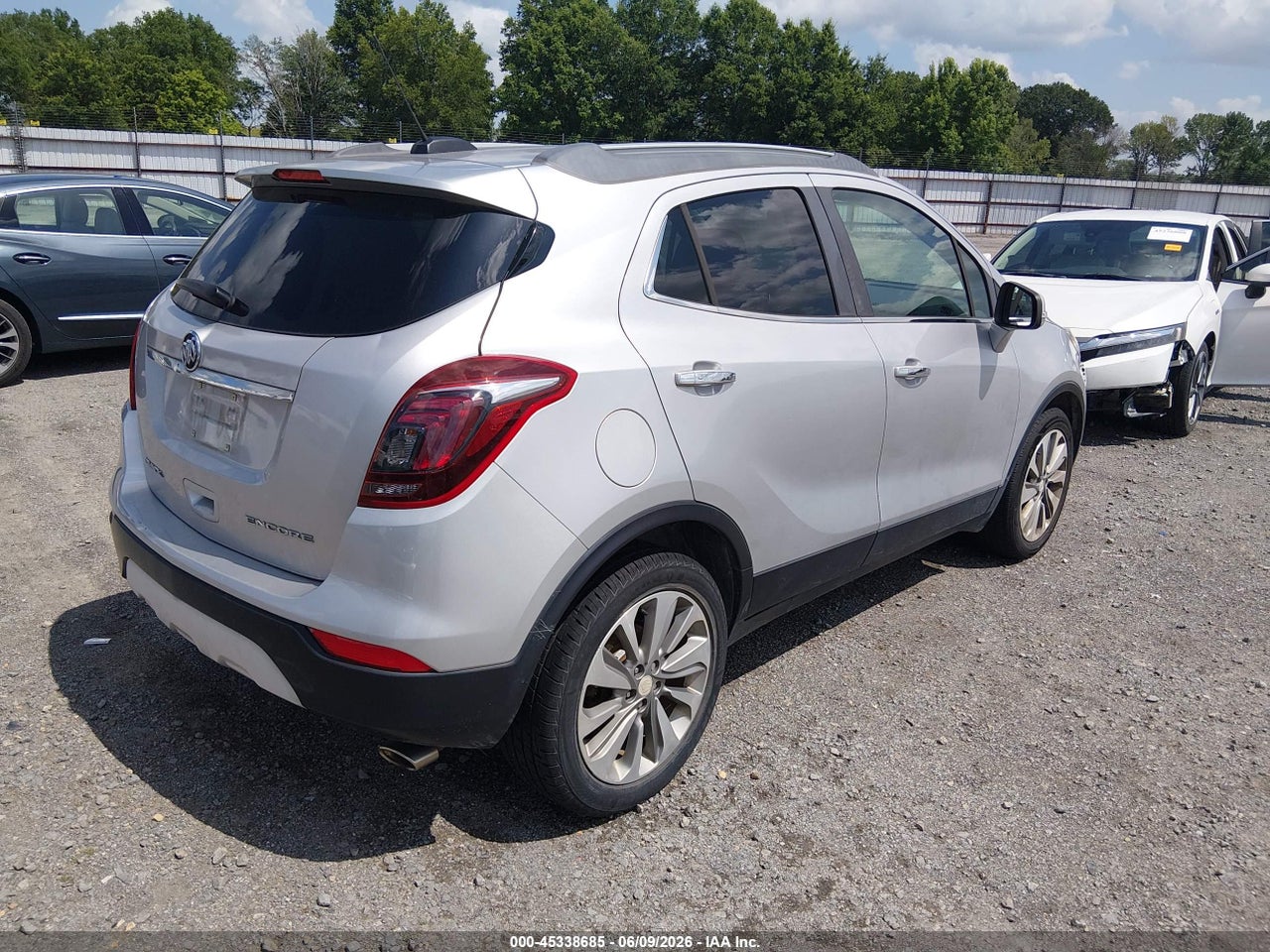 2017 BUICK ENCORE ESSENCE · 4/11