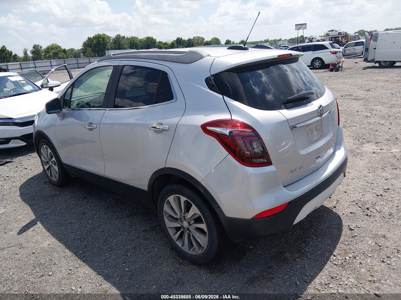 2017 BUICK ENCORE ESSENCE · 3/11