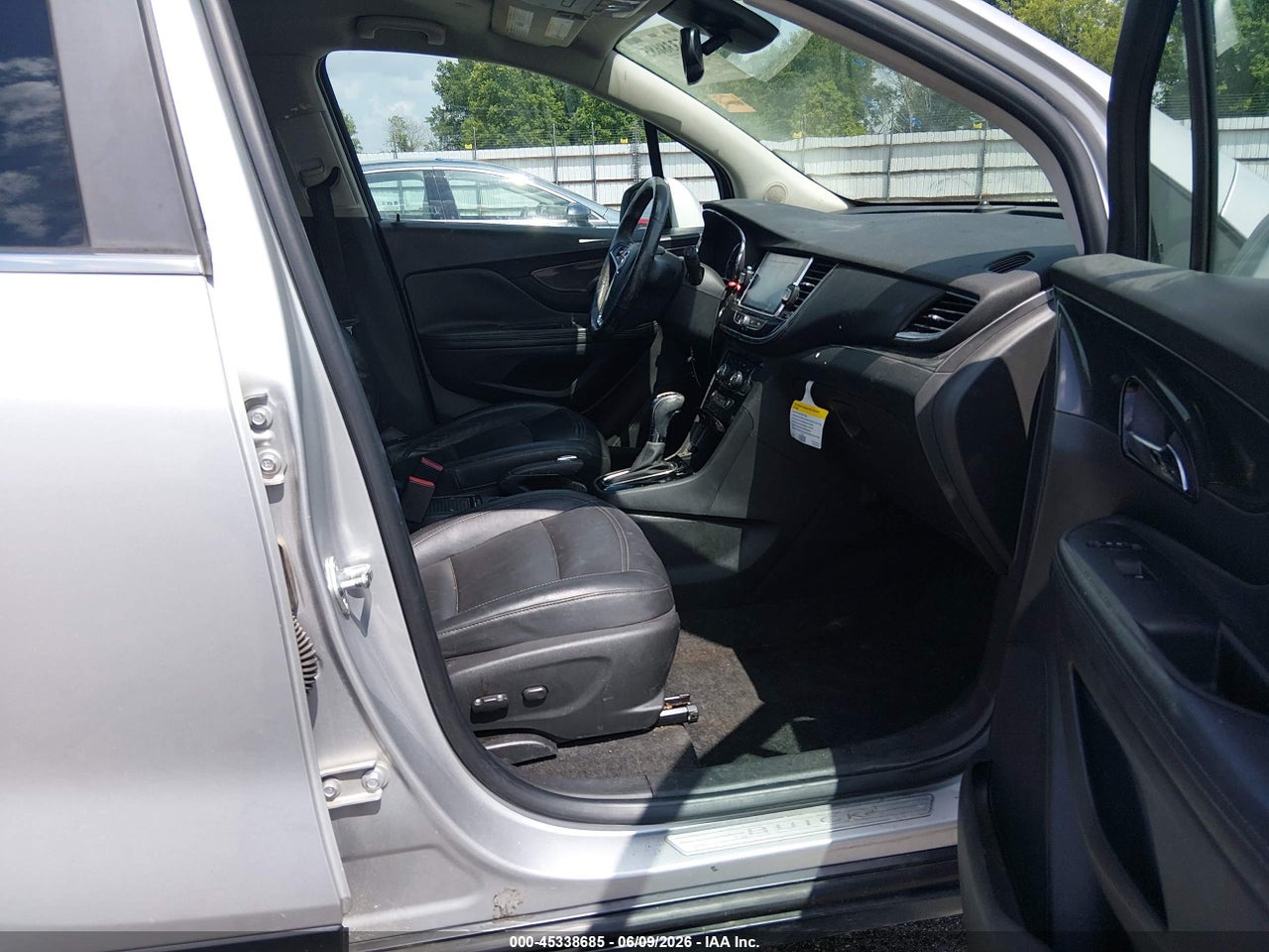 2017 BUICK ENCORE ESSENCE · 5/11
