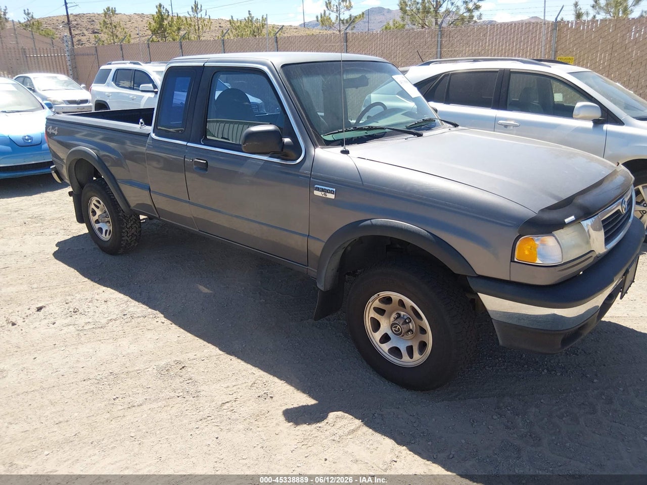 4F4ZR17V8XT****** · 1999 MAZDA B3000 SE