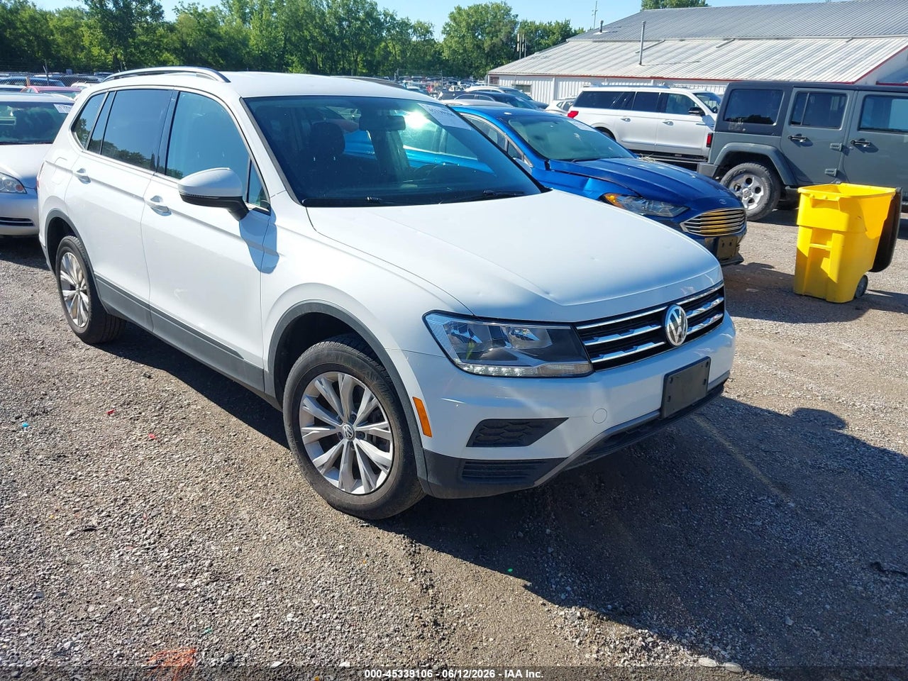 3VV0B7AX8LM****** · 2020 VOLKSWAGEN TIGUAN 2.0T S