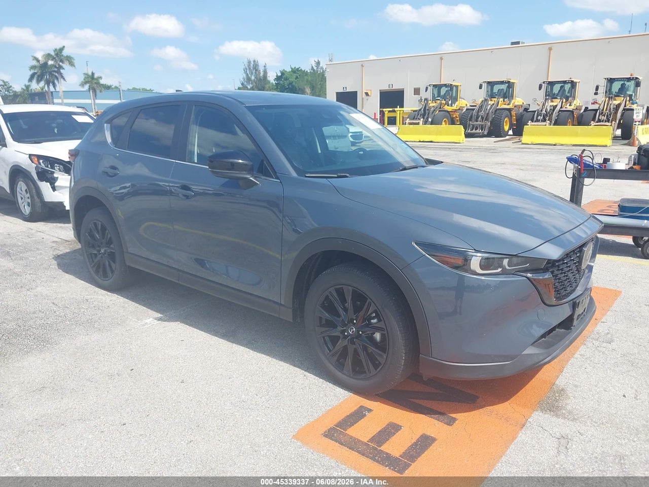 JM3KFBCM5S0****** · 2025 MAZDA CX-5 2.5 S CARBON EDITION
