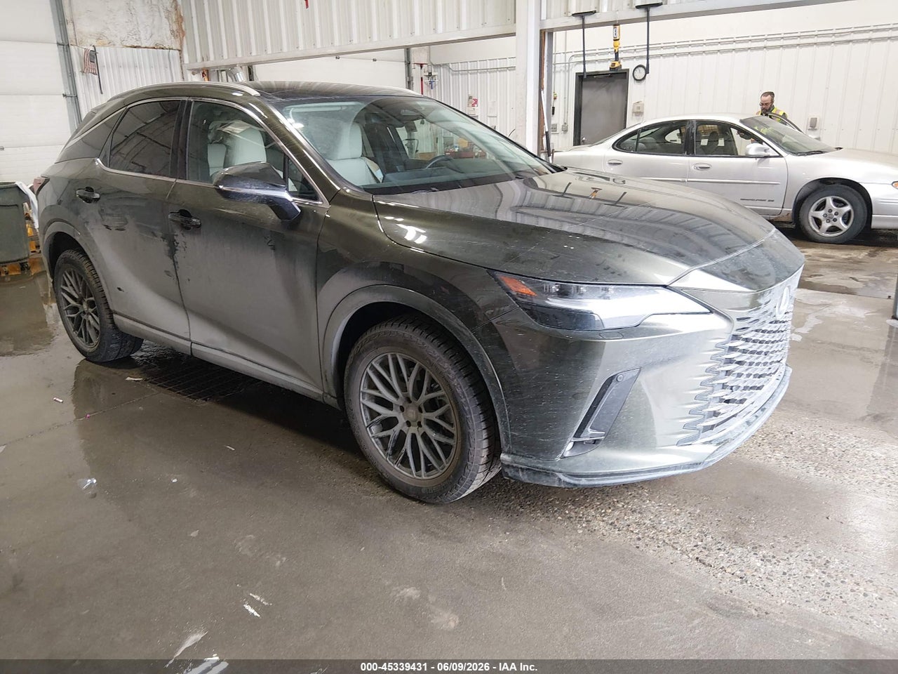 2T2BBMCA6PC****** · 2023 LEXUS RX 350H LUXURY