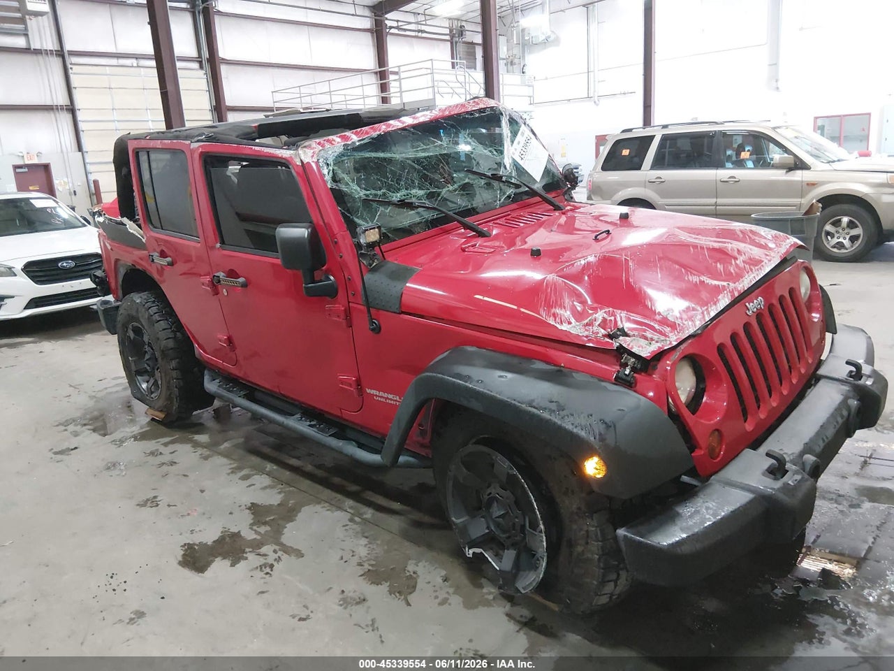 1C4BJWEG3CL****** · 2012 JEEP WRANGLER UNLIMITED SAHARA