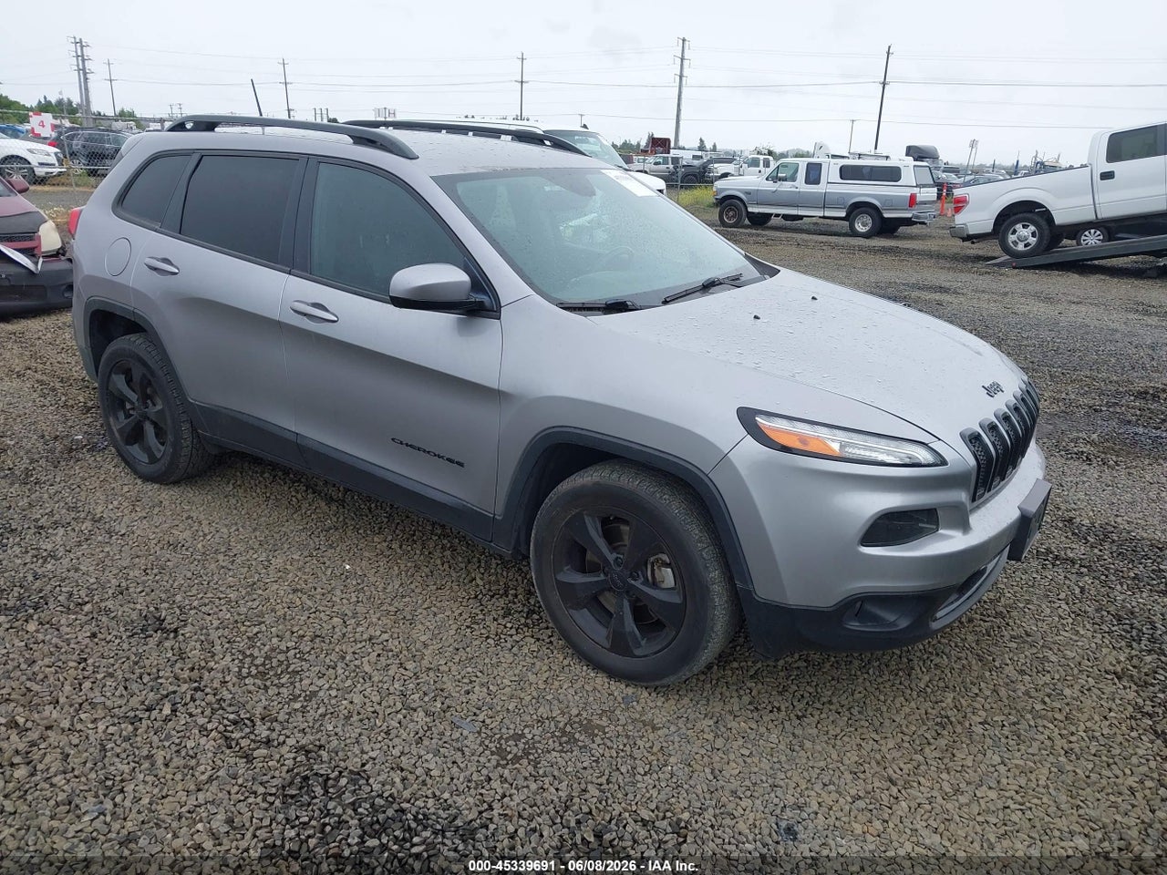 1C4PJMCX6JD****** · 2018 JEEP CHEROKEE LATITUDE 4X4