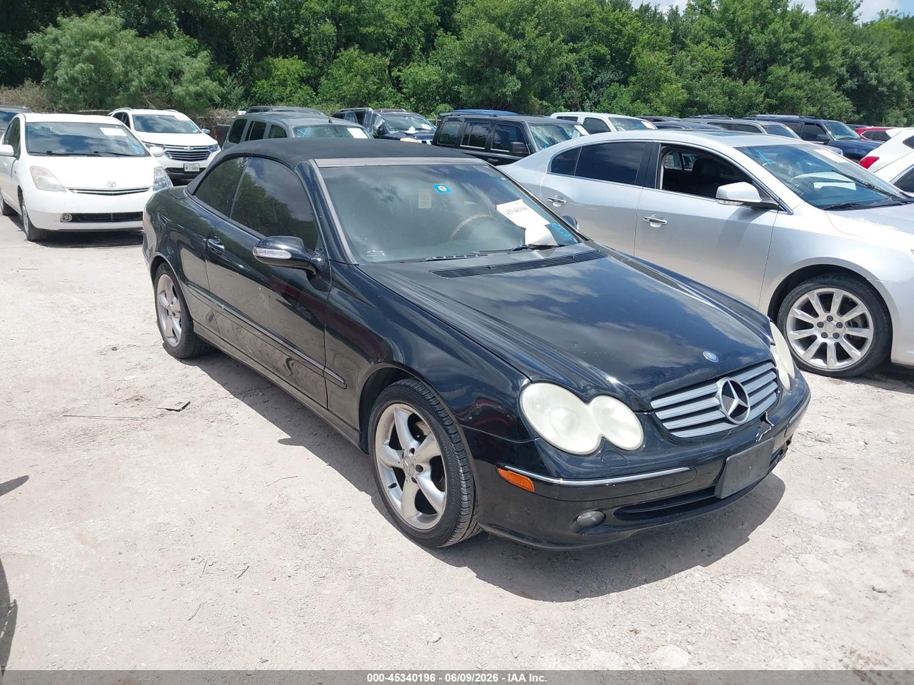 WDBTK65G04T****** · 2004 MERCEDES-BENZ CLK 320