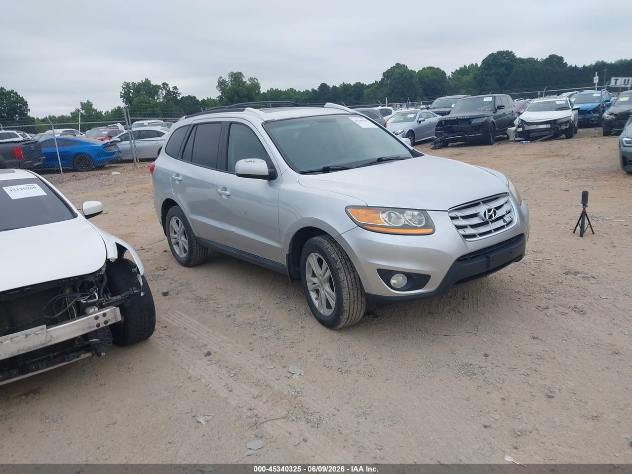 5XYZHDAG9BG****** · 2011 HYUNDAI SANTA FE SE