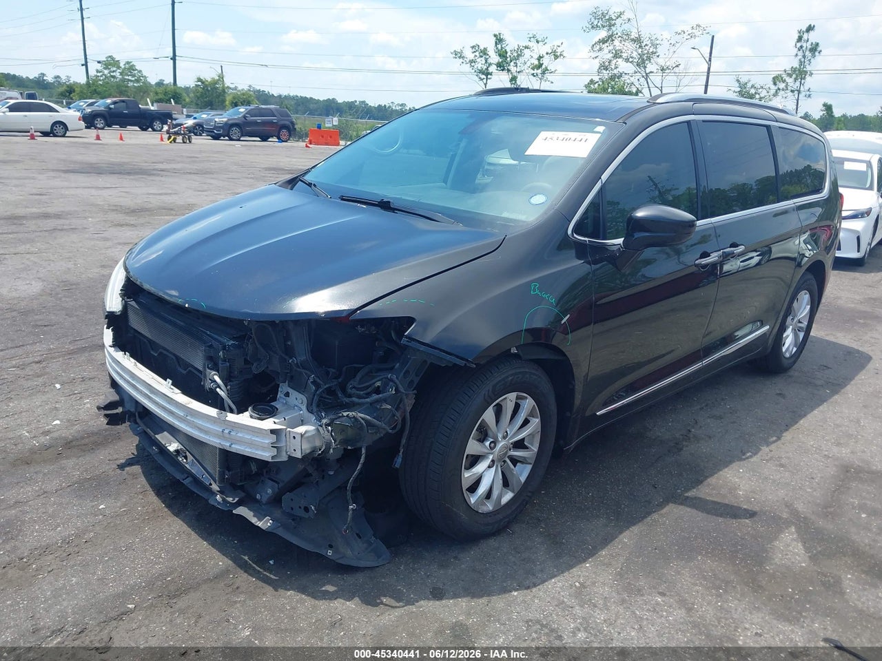 2018 CHRYSLER PACIFICA TOURING L PLUS · 2/11