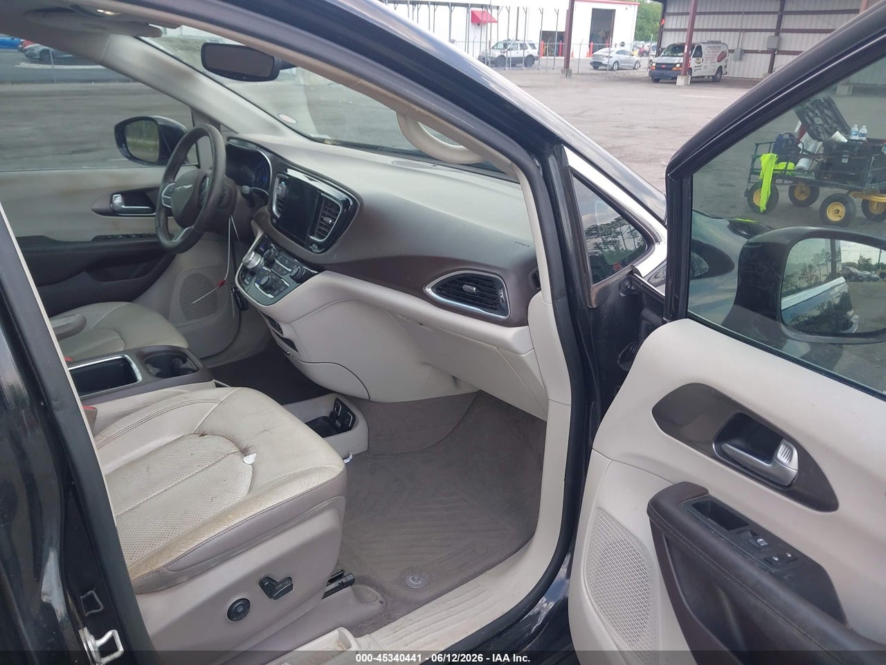 2018 CHRYSLER PACIFICA TOURING L PLUS · 5/11
