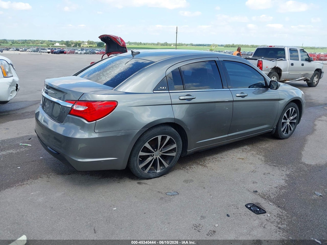 2013 CHRYSLER 200 TOURING · 4/11