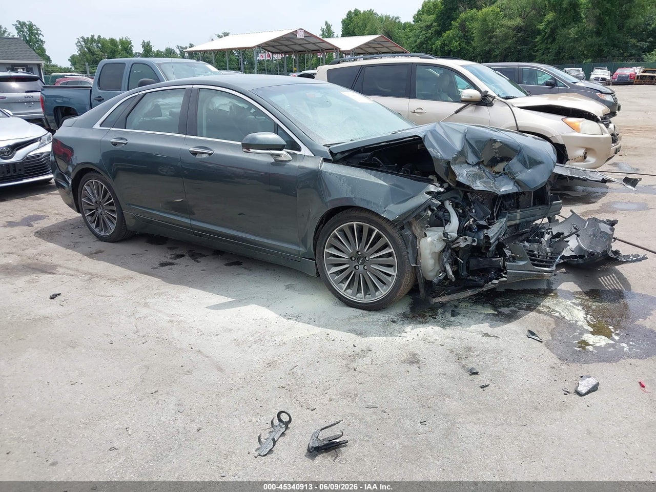 3LN6L2LU1GR****** · 2016 LINCOLN MKZ HYBRID