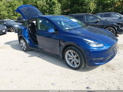 7SAYGDEE5PA****** · 2023 TESLA MODEL Y AWD/LONG RANGE DUAL MOTOR ALL-WHEEL DRIVE