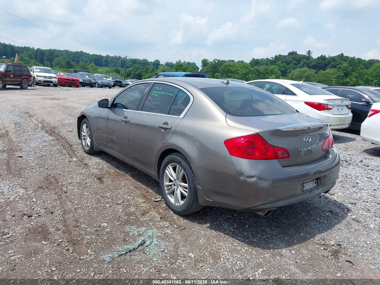 2012 INFINITI G37X   · 3/11