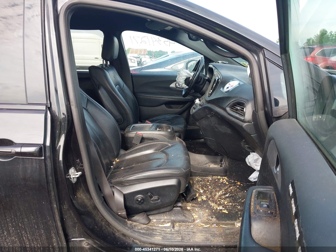 2019 CHRYSLER PACIFICA TOURING L PLUS · 5/11