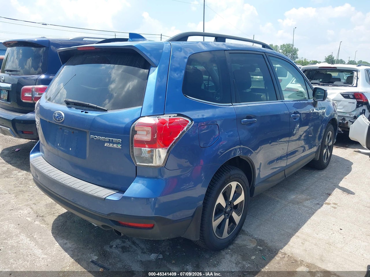2017 SUBARU FORESTER 2.5I LIMITED · 4/11