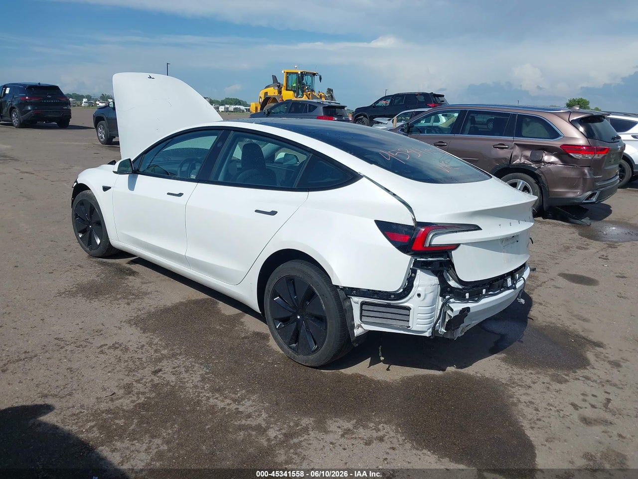 2025 TESLA MODEL 3 LONG RANGE ALL-WHEEL DRIVE · 3/9