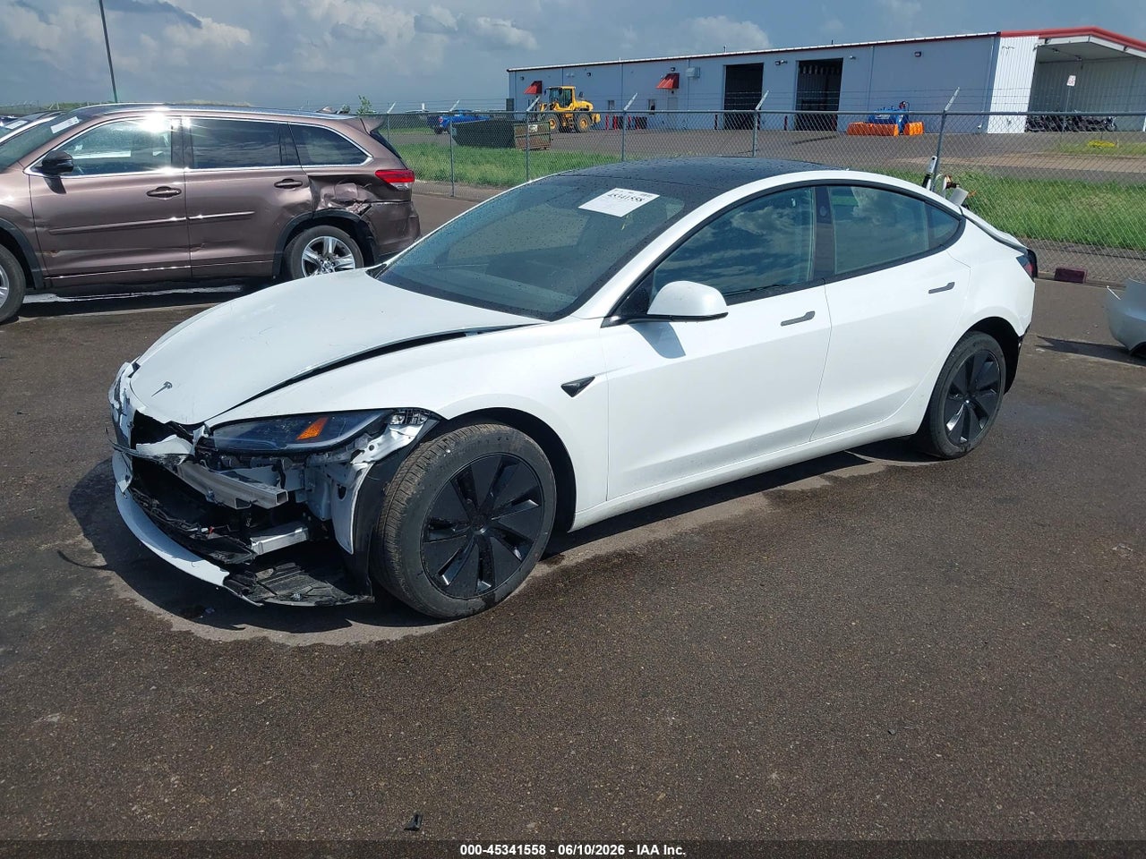 2025 TESLA MODEL 3 LONG RANGE ALL-WHEEL DRIVE · 2/9