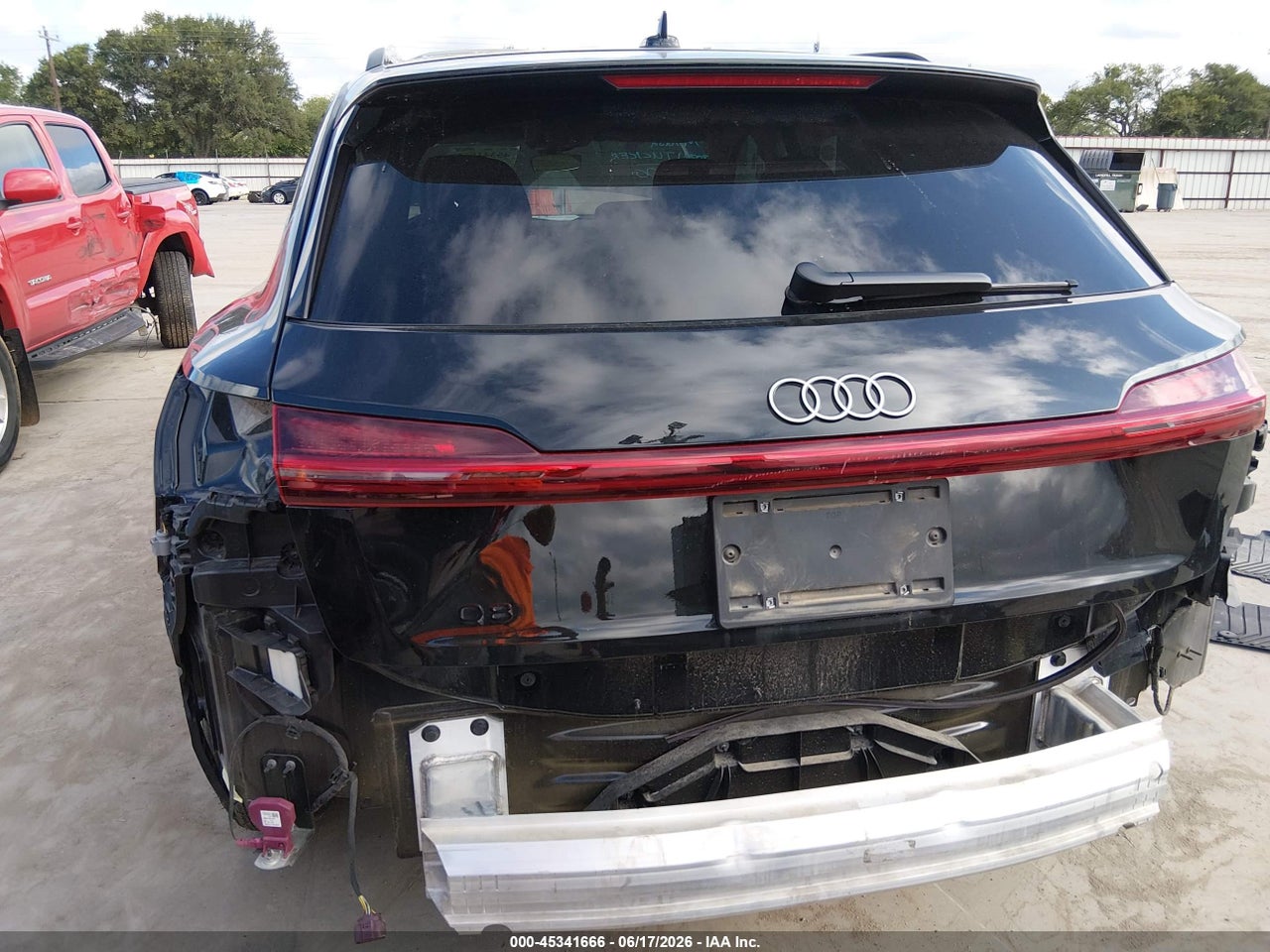 2024 AUDI Q8 E-TRON PREMIUM PLUS QUATTRO · 6/11