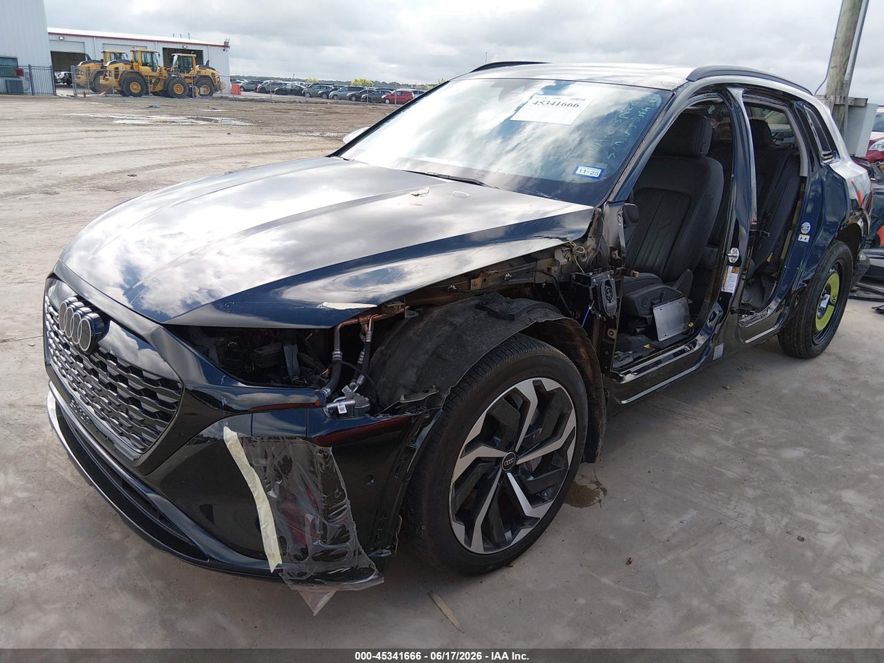 2024 AUDI Q8 E-TRON PREMIUM PLUS QUATTRO · 2/11