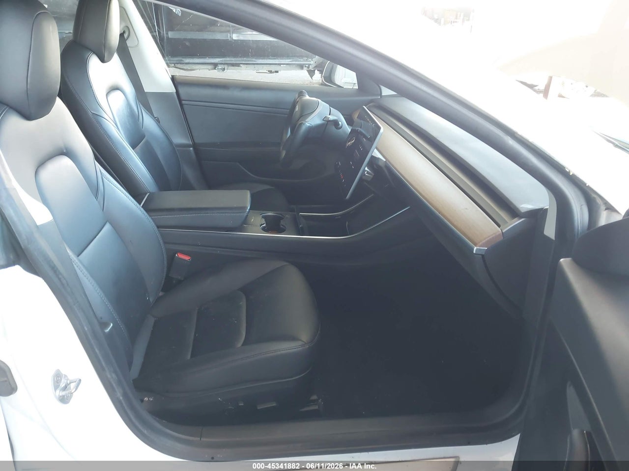 2020 TESLA MODEL 3 STANDARD RANGE PLUS REAR-WHEEL DRIVE/STANDARD RANGE REAR-WHEEL DRIVE · 5/9