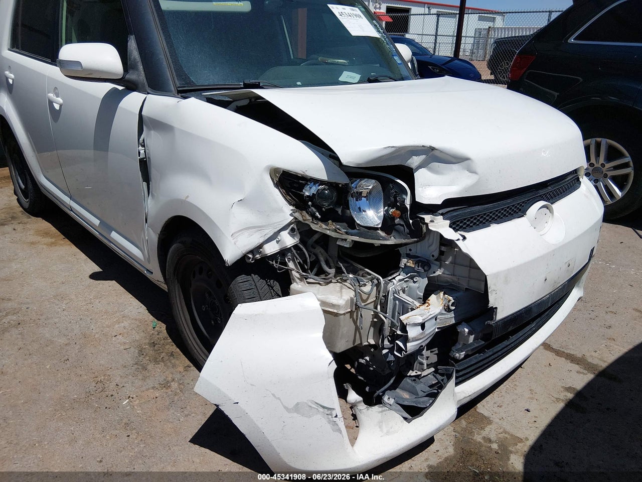 2014 SCION XB   · 6/11