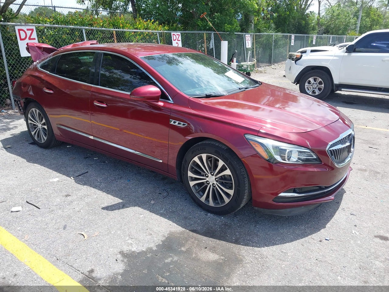 1G4ZP5SS9HU****** · 2017 BUICK LACROSSE ESSENCE