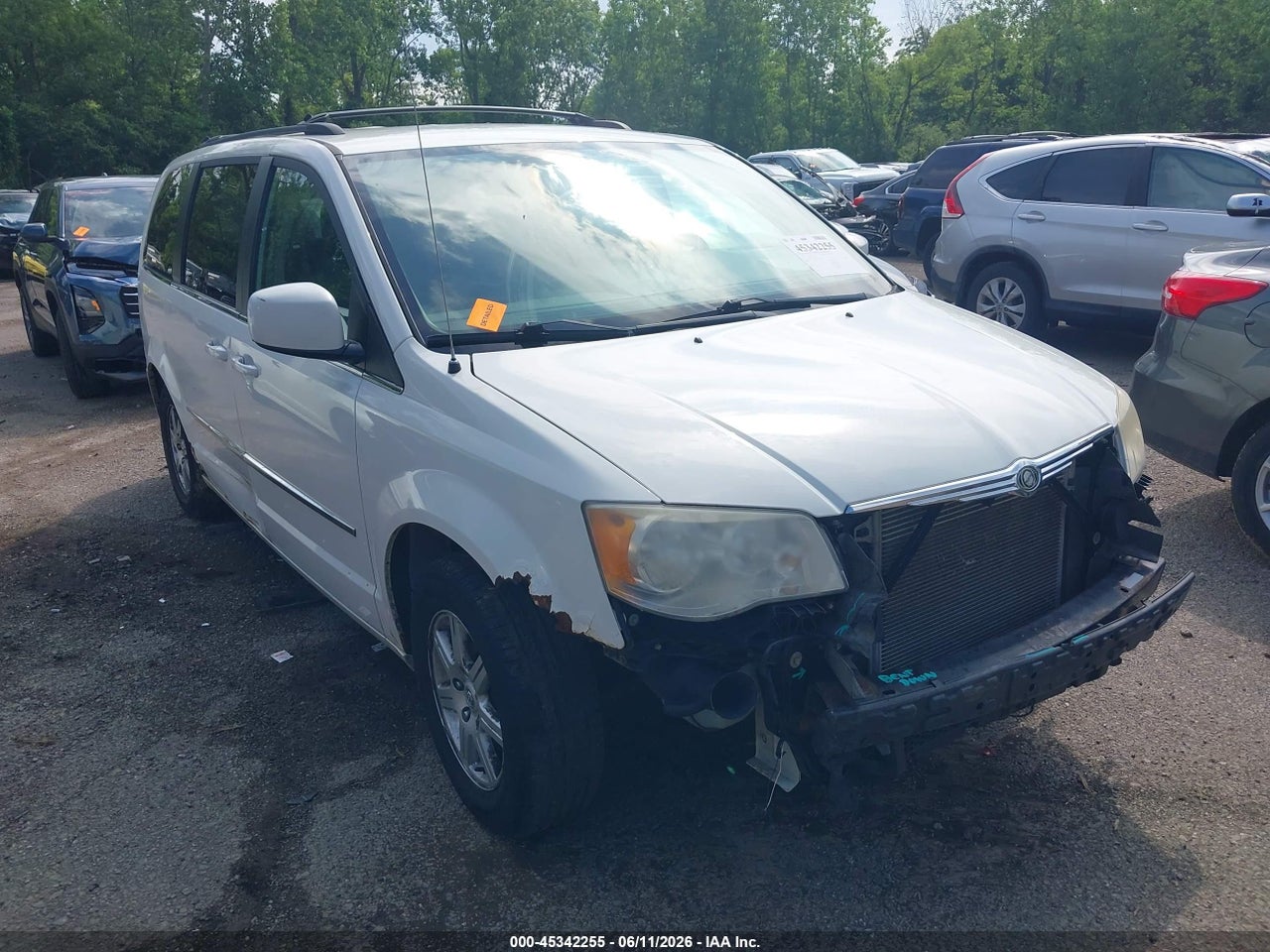 2A4RR5D12AR****** · 2010 CHRYSLER TOWN &amp; COUNTRY TOURING
