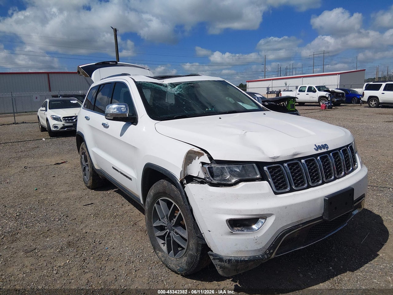 1C4RJEBG0KC****** · 2019 JEEP GRAND CHEROKEE LIMITED 4X2