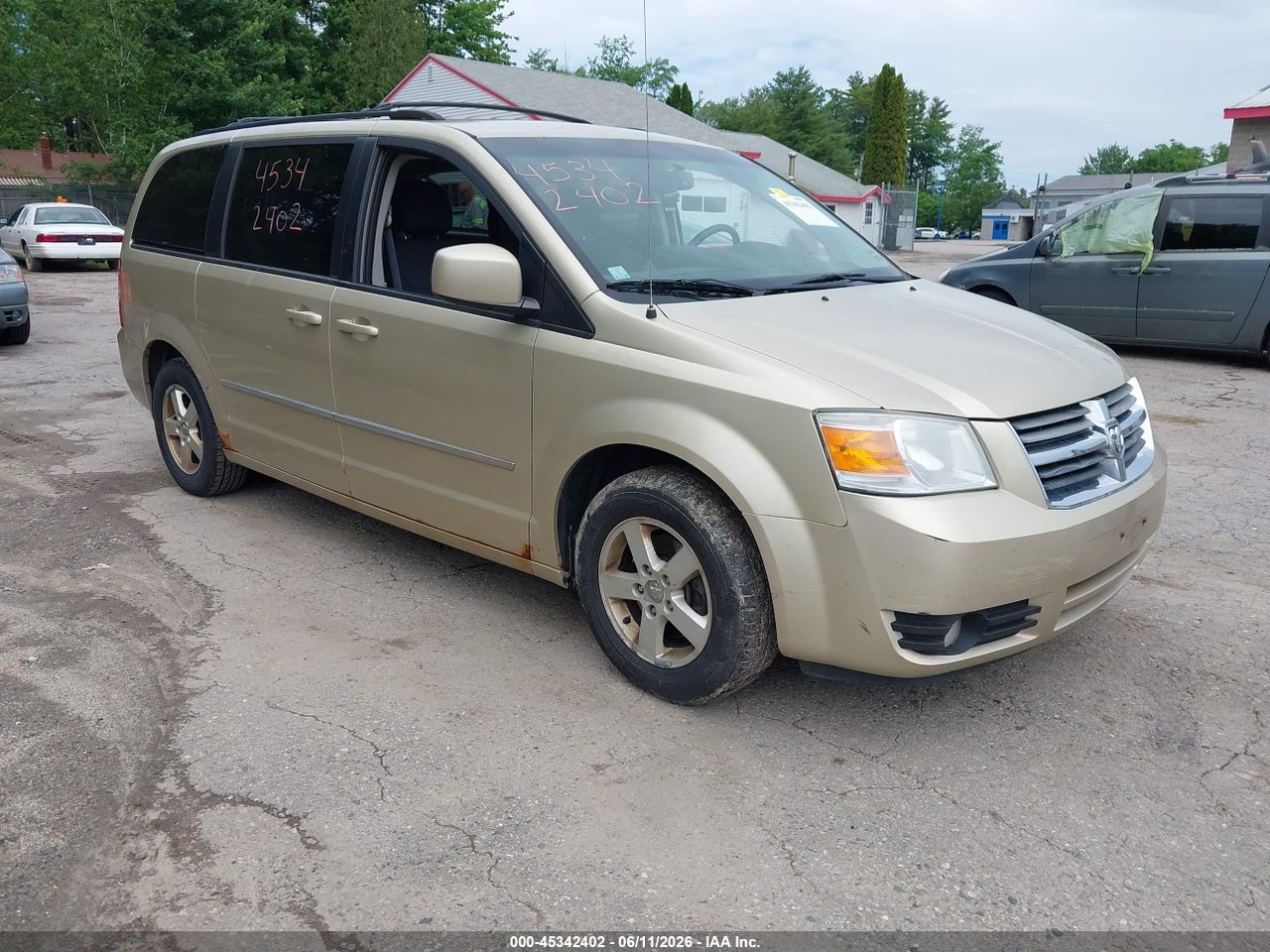 2D4RN5D14AR****** · 2010 DODGE GRAND CARAVAN SXT