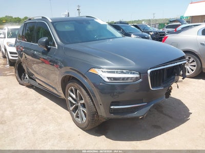 YV4A22PK1H1****** · 2017 VOLVO XC90 T6 MOMENTUM