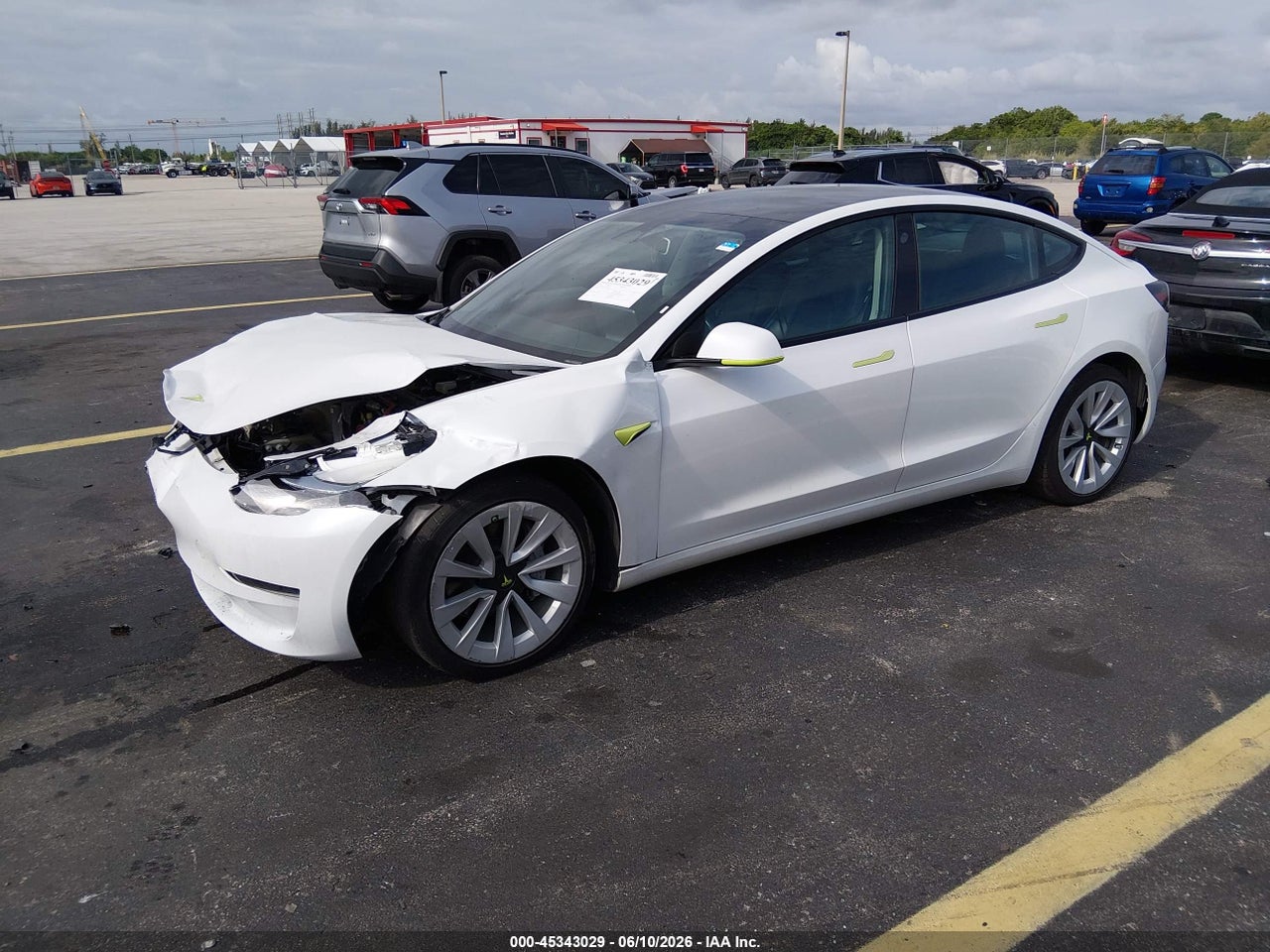 2023 TESLA MODEL 3 REAR-WHEEL DRIVE · 2/9