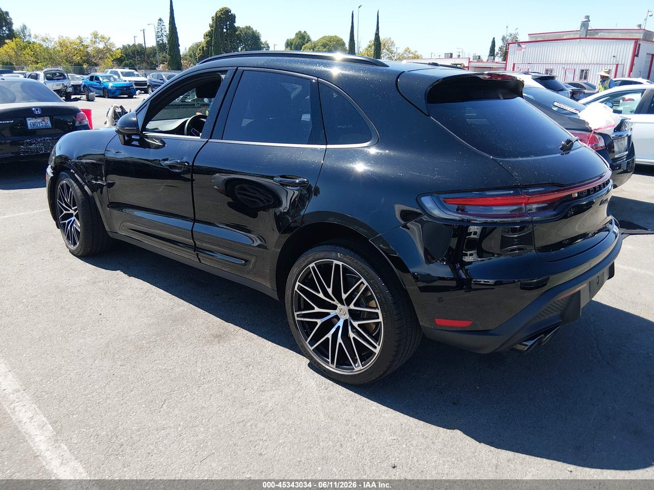 2023 PORSCHE MACAN T · 3/11