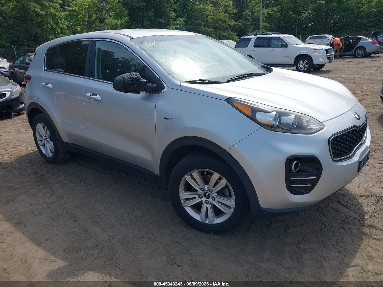 KNDPMCACXJ7****** · 2018 KIA SPORTAGE LX