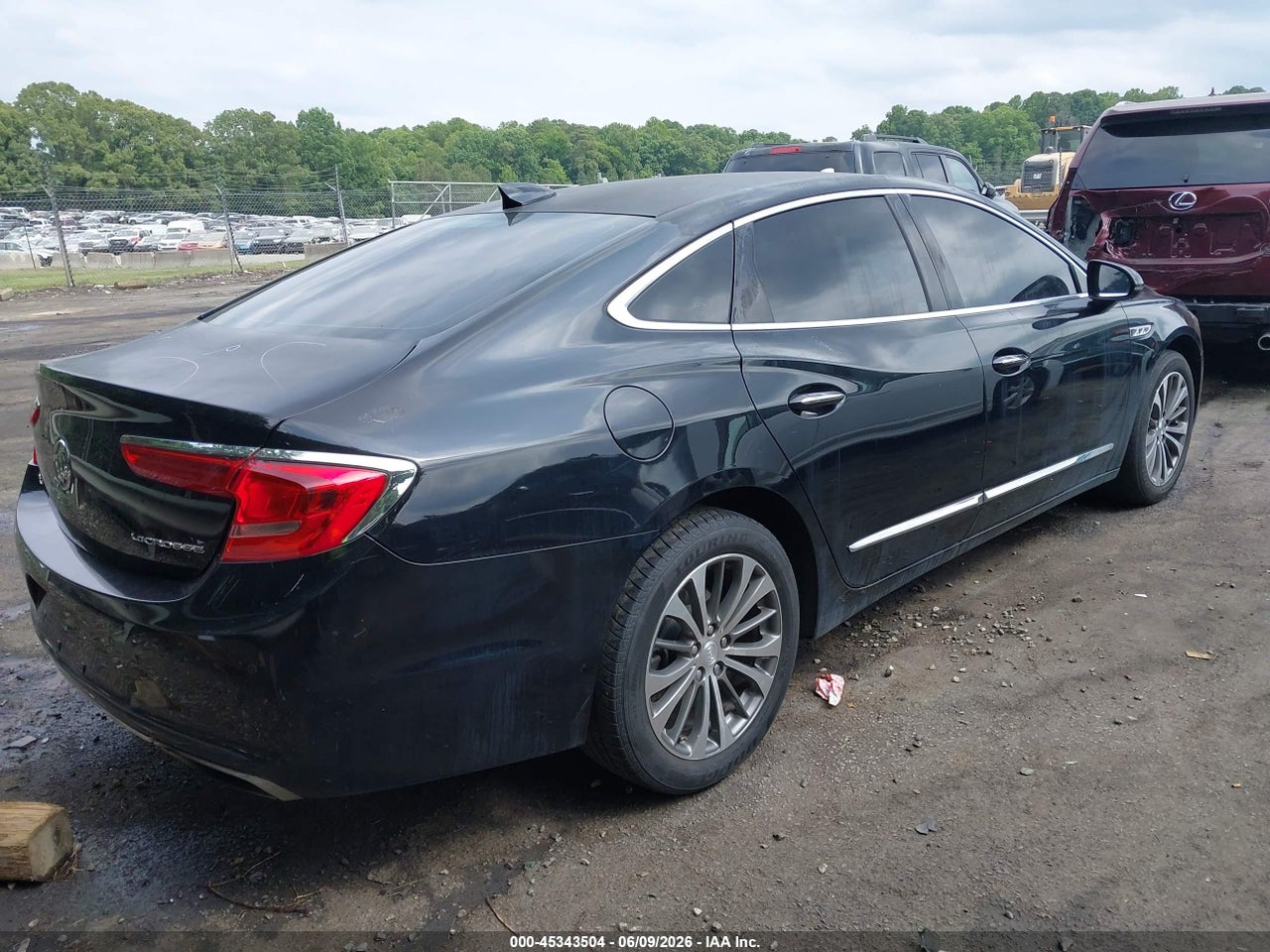 2017 BUICK LACROSSE PREMIUM · 4/11