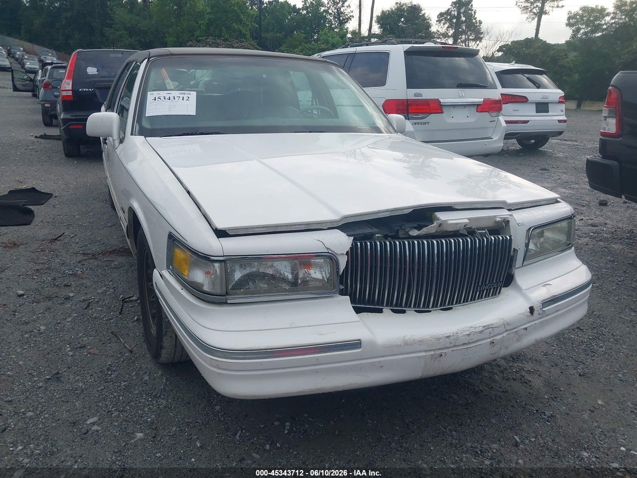 1LNLM81W1TY****** · 1996 LINCOLN TOWN CAR EXECUTIVE