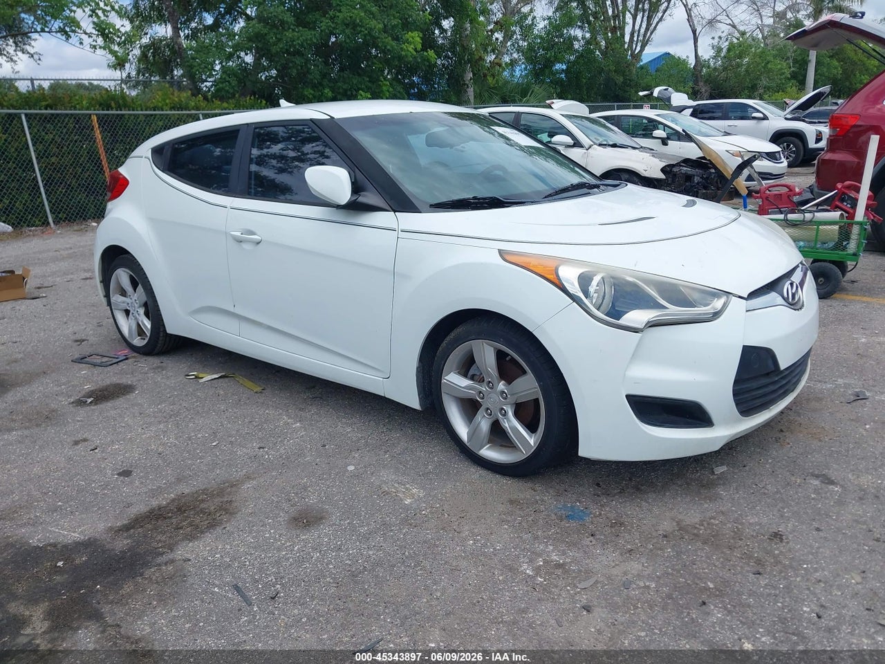 KMHTC6ADXCU****** · 2012 HYUNDAI VELOSTER BASE W/GRAY