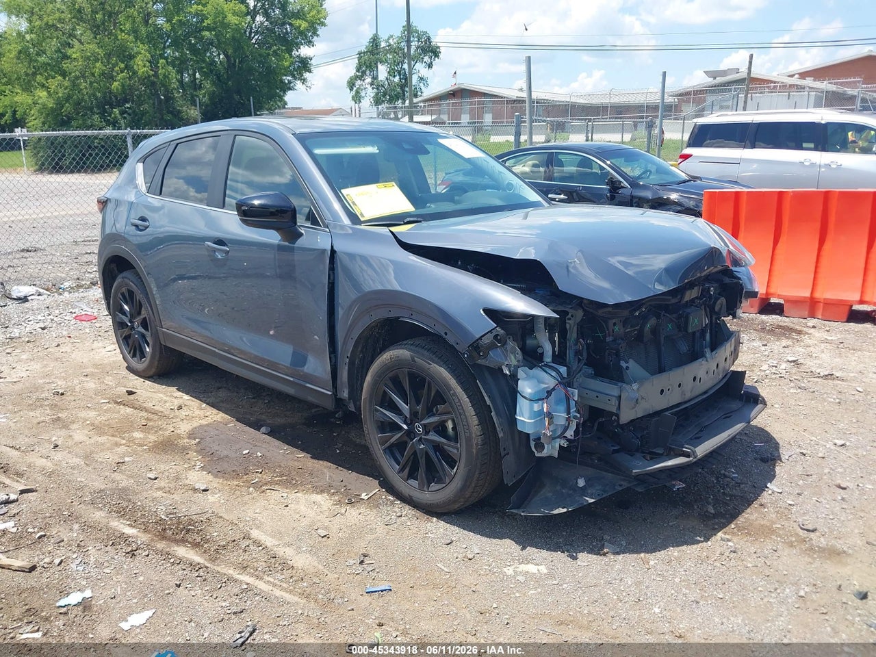 JM3KFBCM3P0****** · 2023 MAZDA CX-5 2.5 S CARBON EDITION