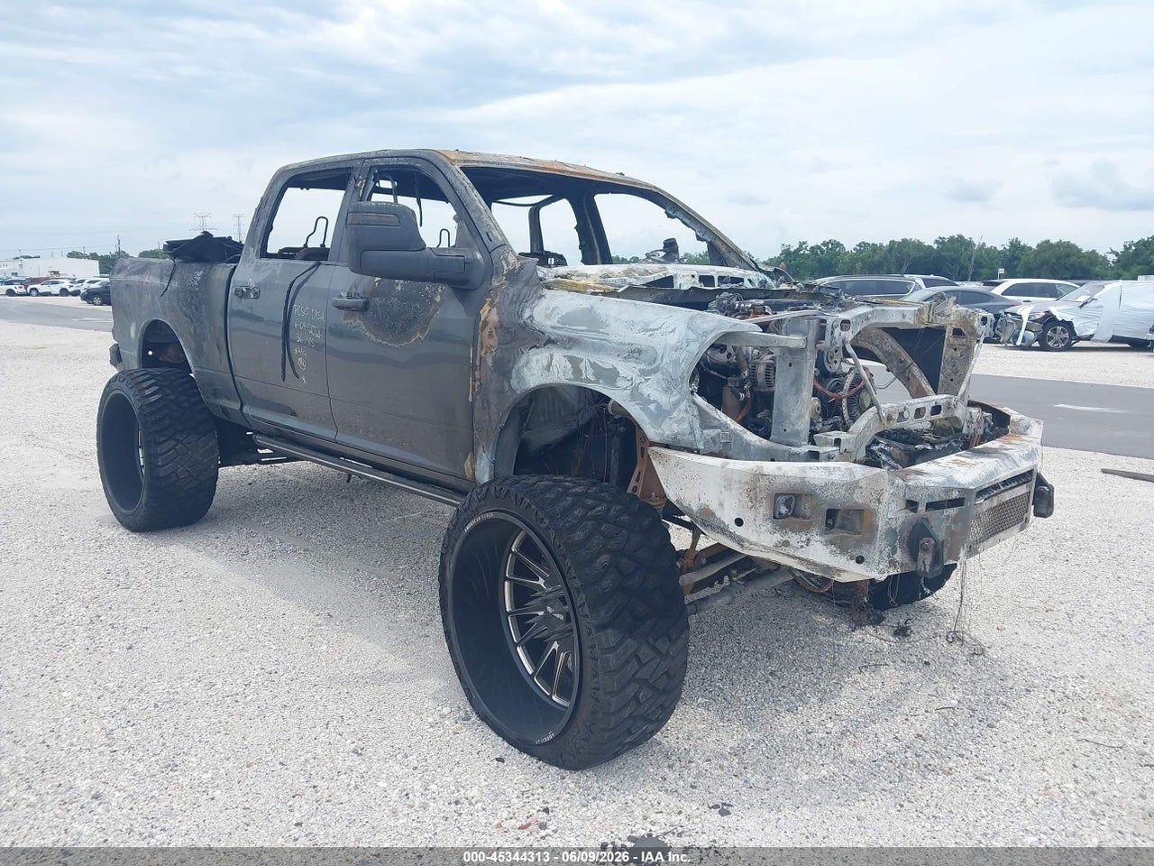 3C63R3EL6PG****** · 2023 RAM 3500 LARAMIE  4X4 6'4 BOX