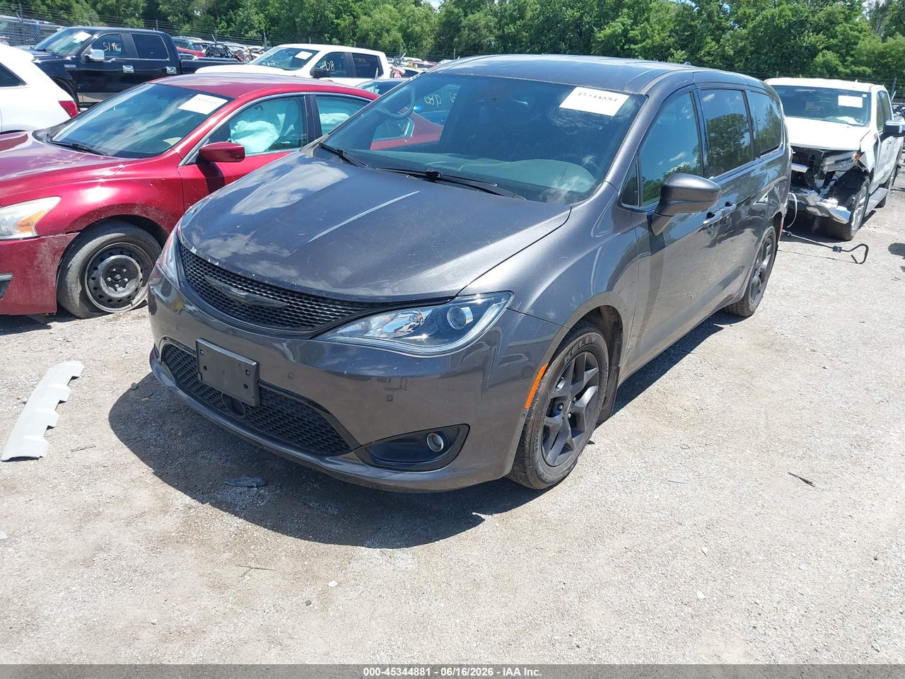 2019 CHRYSLER PACIFICA TOURING PLUS · 2/11