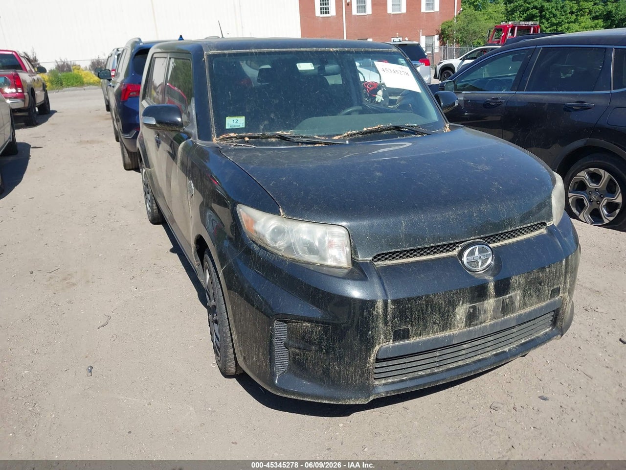 JTLZE4FE2B1****** · 2011 SCION XB
