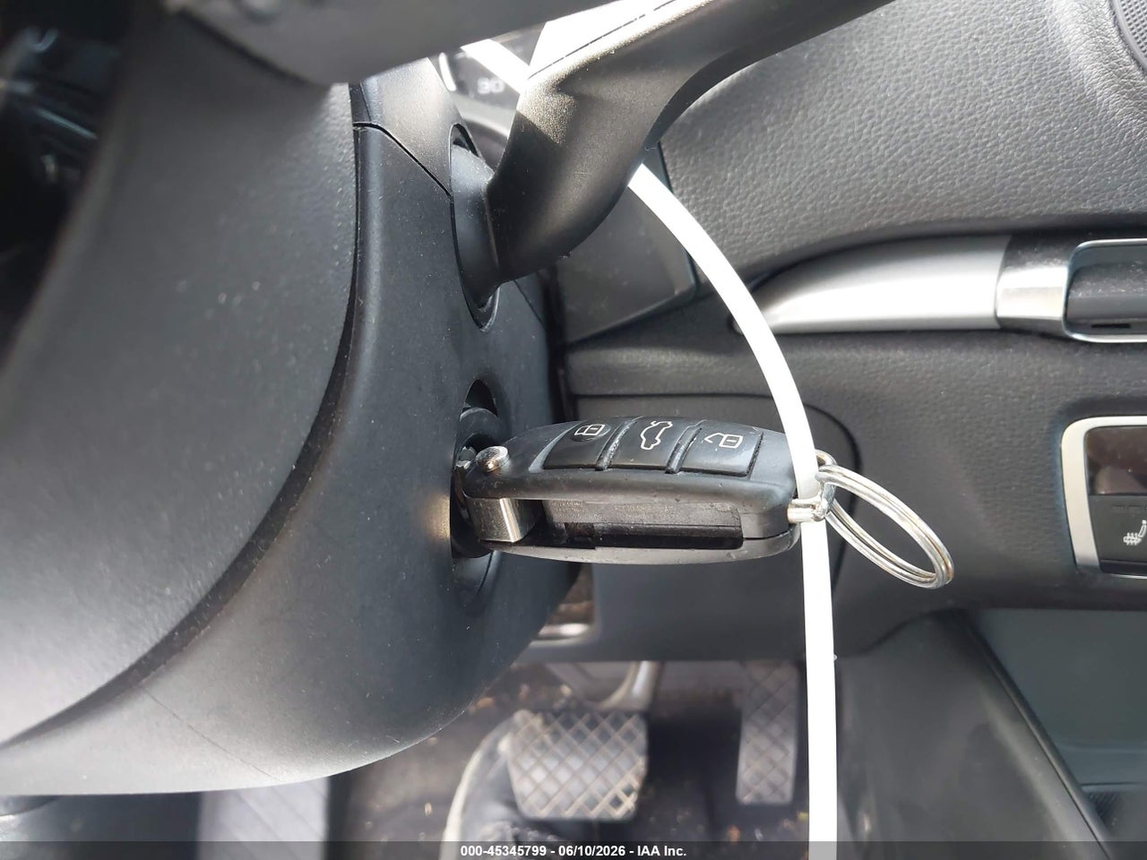 WAUACGFF8F1****** · 2015 AUDI A3 1.8T PREMIUM · 11/11