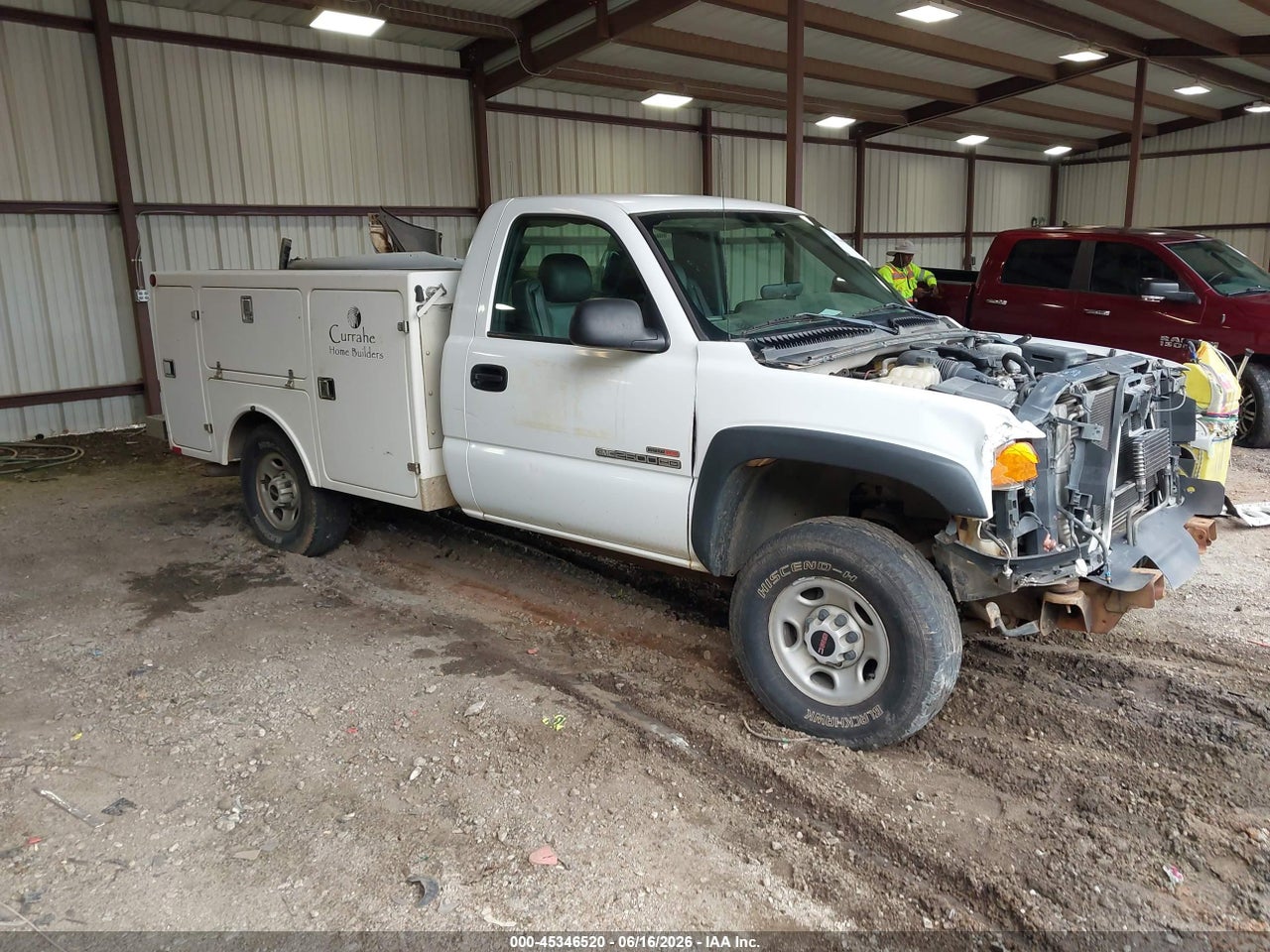 1GTHC242X4E****** · 2004 GMC SIERRA 2500HD WORK TRUCK